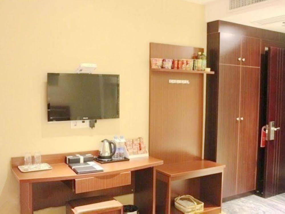 Mo'Er Holiday Hotel Nantong Eksteriør bilde